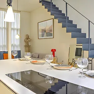  Apartamento Moderno Duplex Sevillano